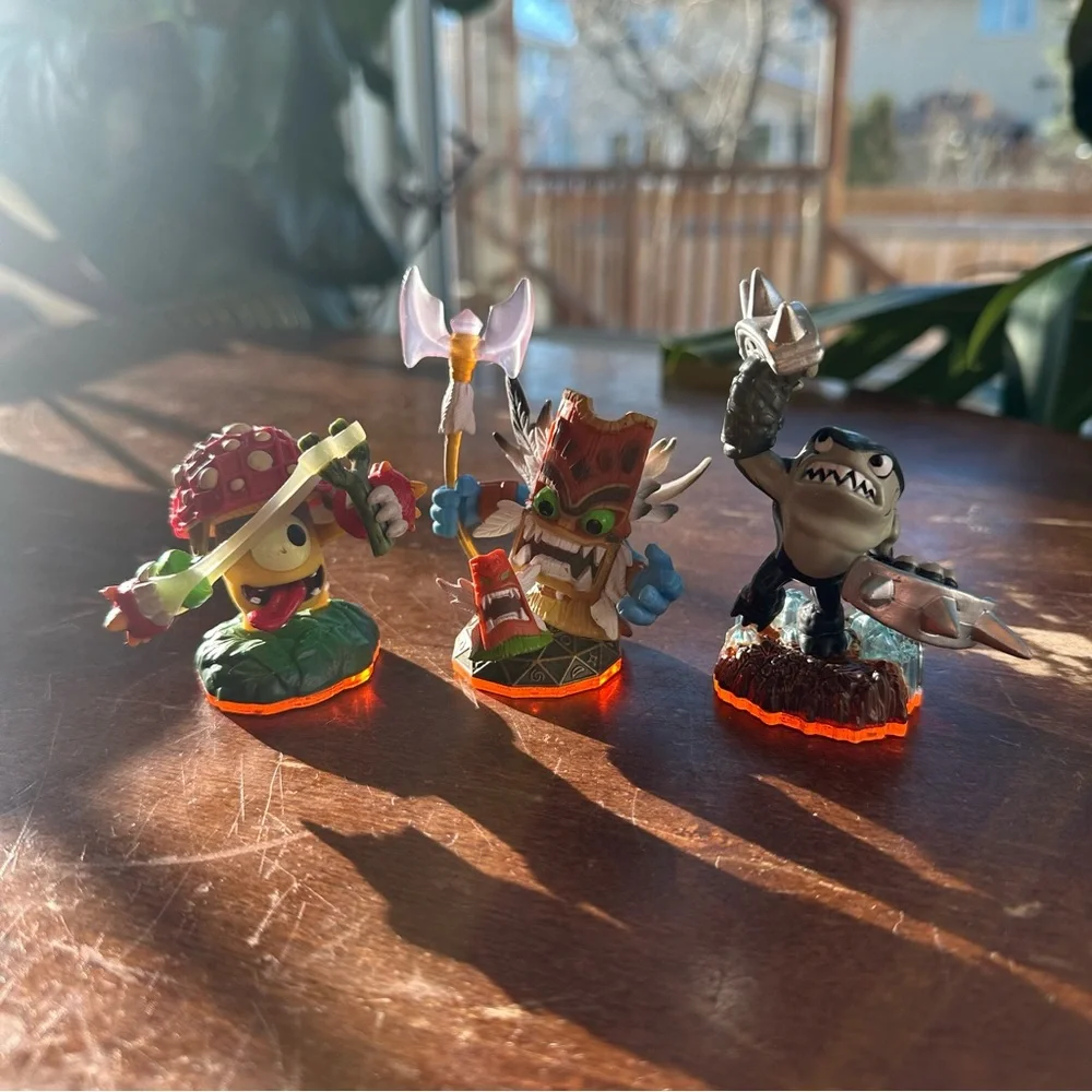 Skylanders Giants PS3 Game Portal Of Power 0000502 16 Figures Lot TESTED WORKS